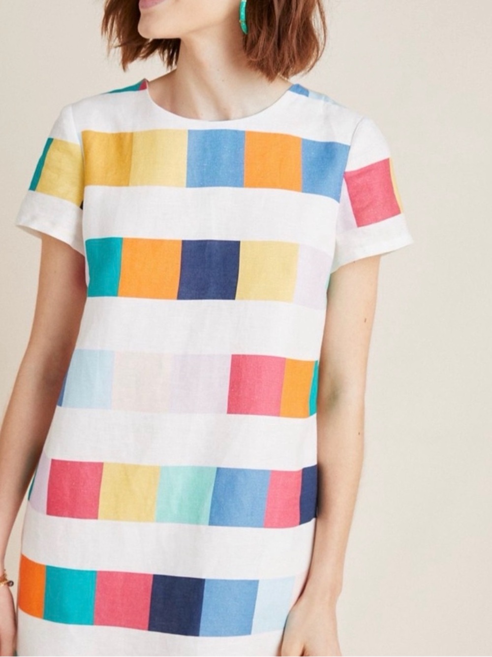 Colorful short sleeve dress